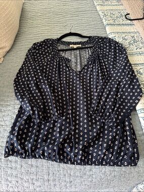 Navy Floral V-Neck Peasant Blouse